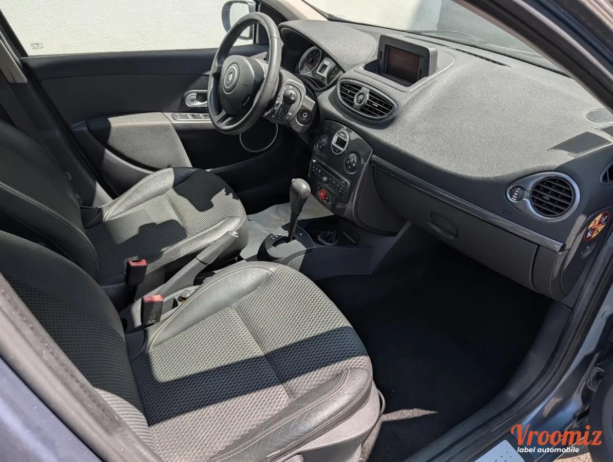 Renault Clio 1.6 110 DYNAMIQUE BVA