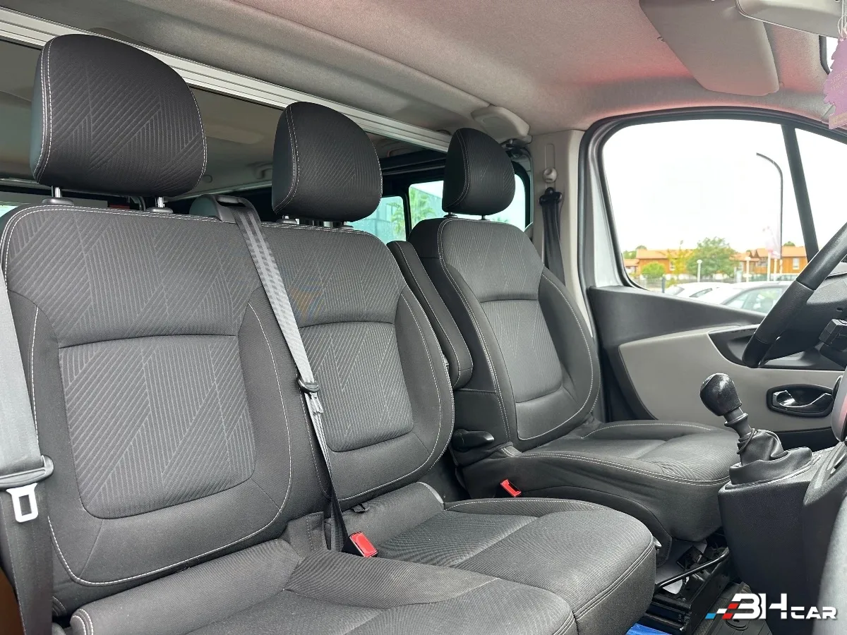 Renault Trafic - photo 10