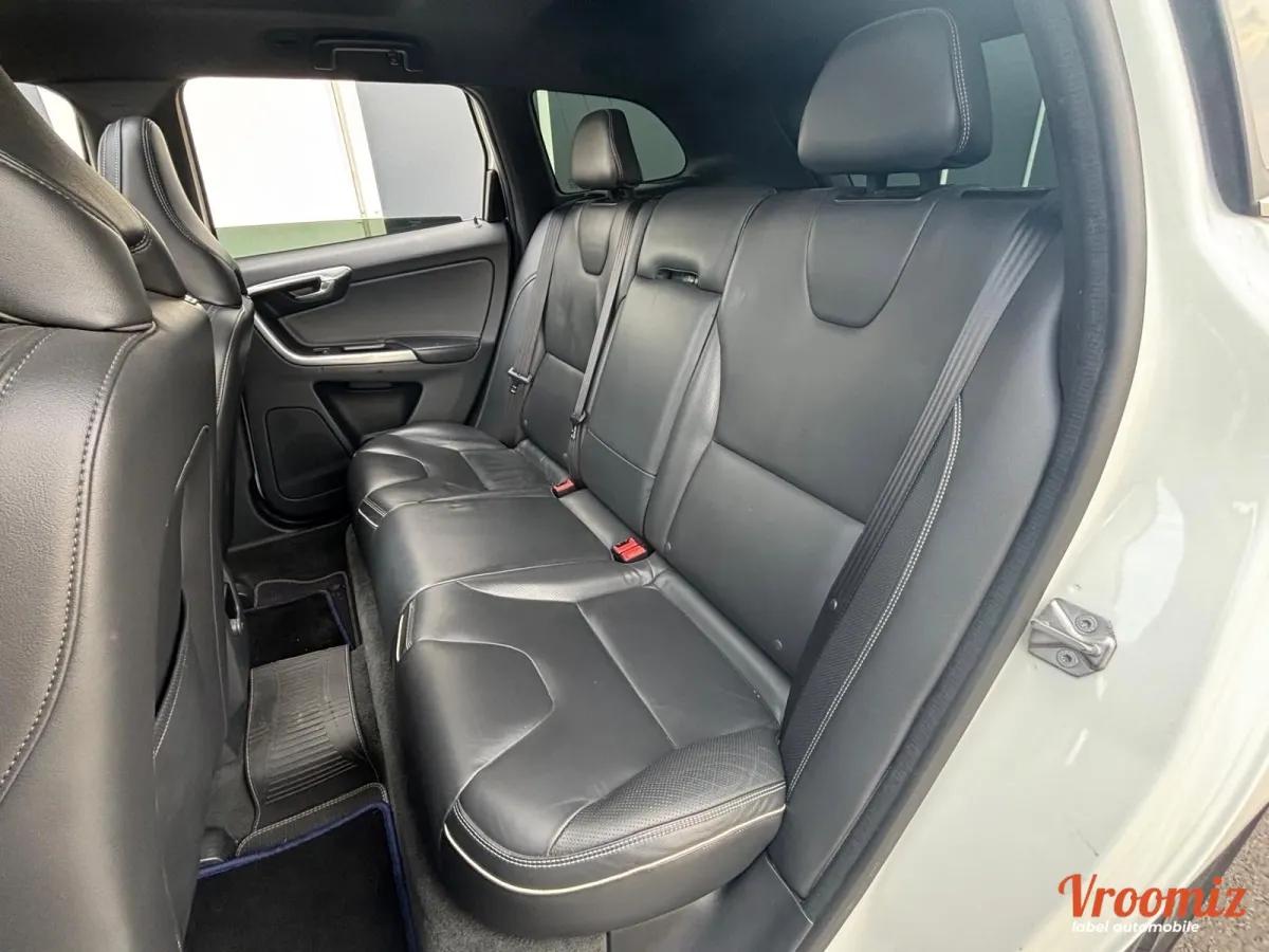 Volvo Xc60 2.0 D4 190 R-DESIGN GEARTRONIC BVA - Garantie 12 Mois