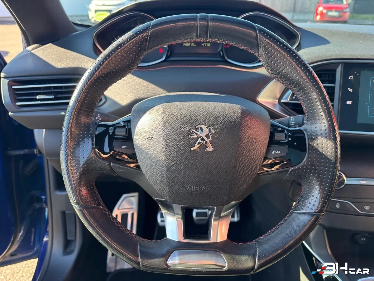 Peugeot 308 - photo 12