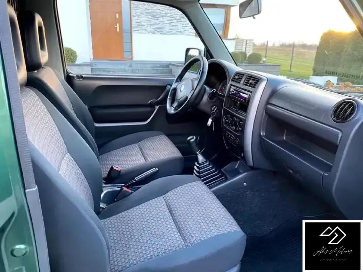Suzuki Jimny 