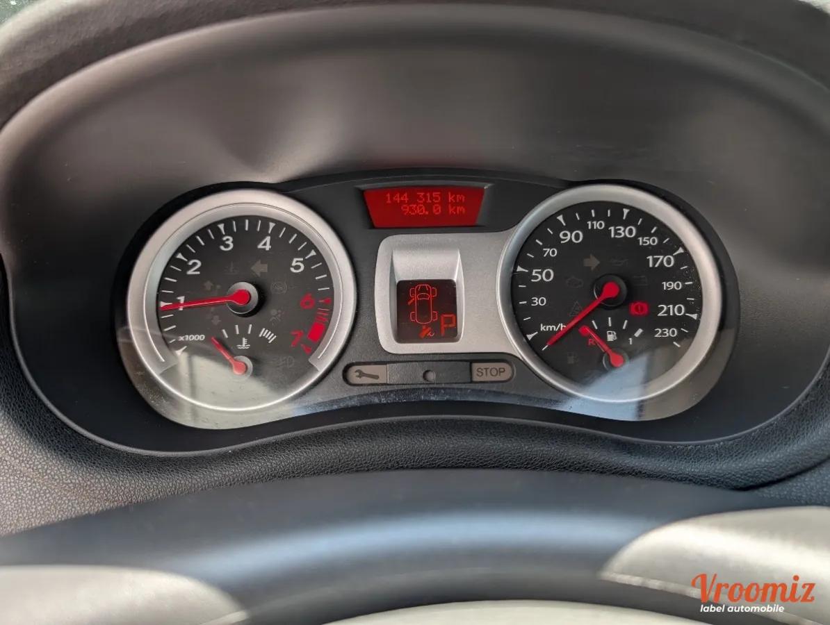 Renault Clio 1.6 110 DYNAMIQUE BVA