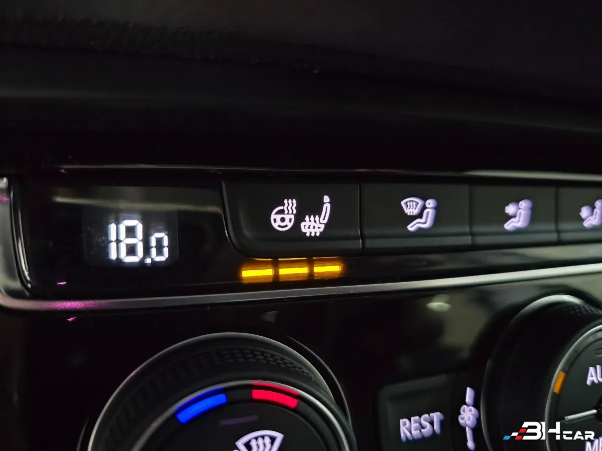 Volkswagen Touran - photo 18