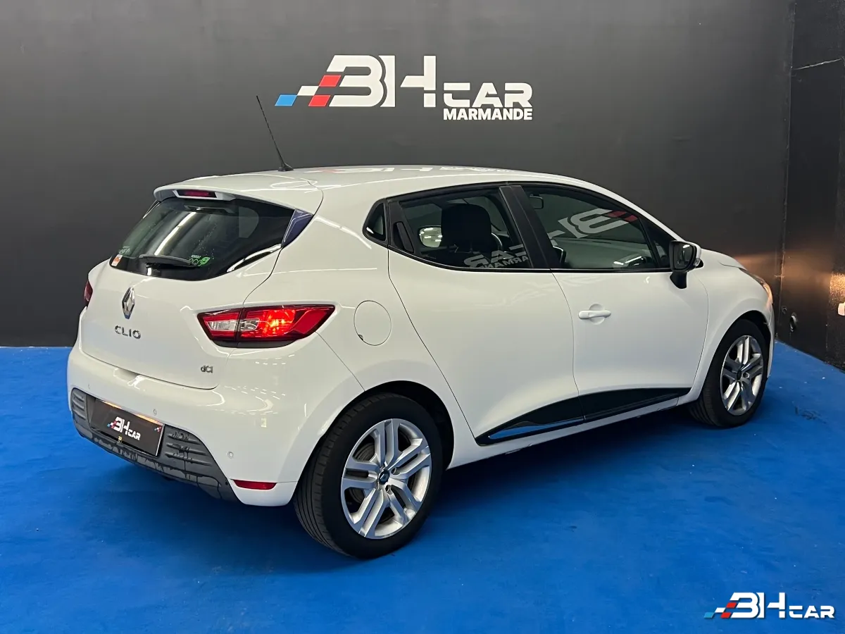 Renault Clio - photo 2