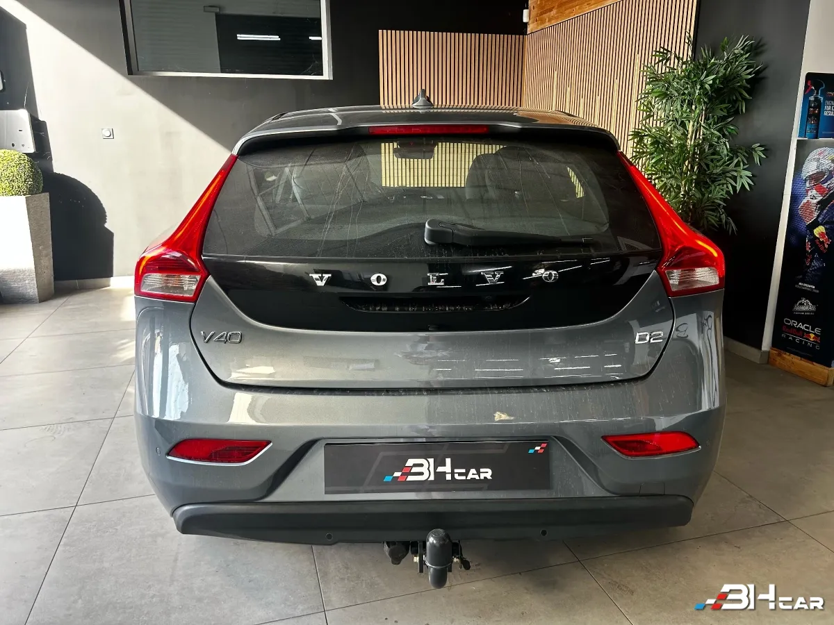 Volvo V40 - photo 6