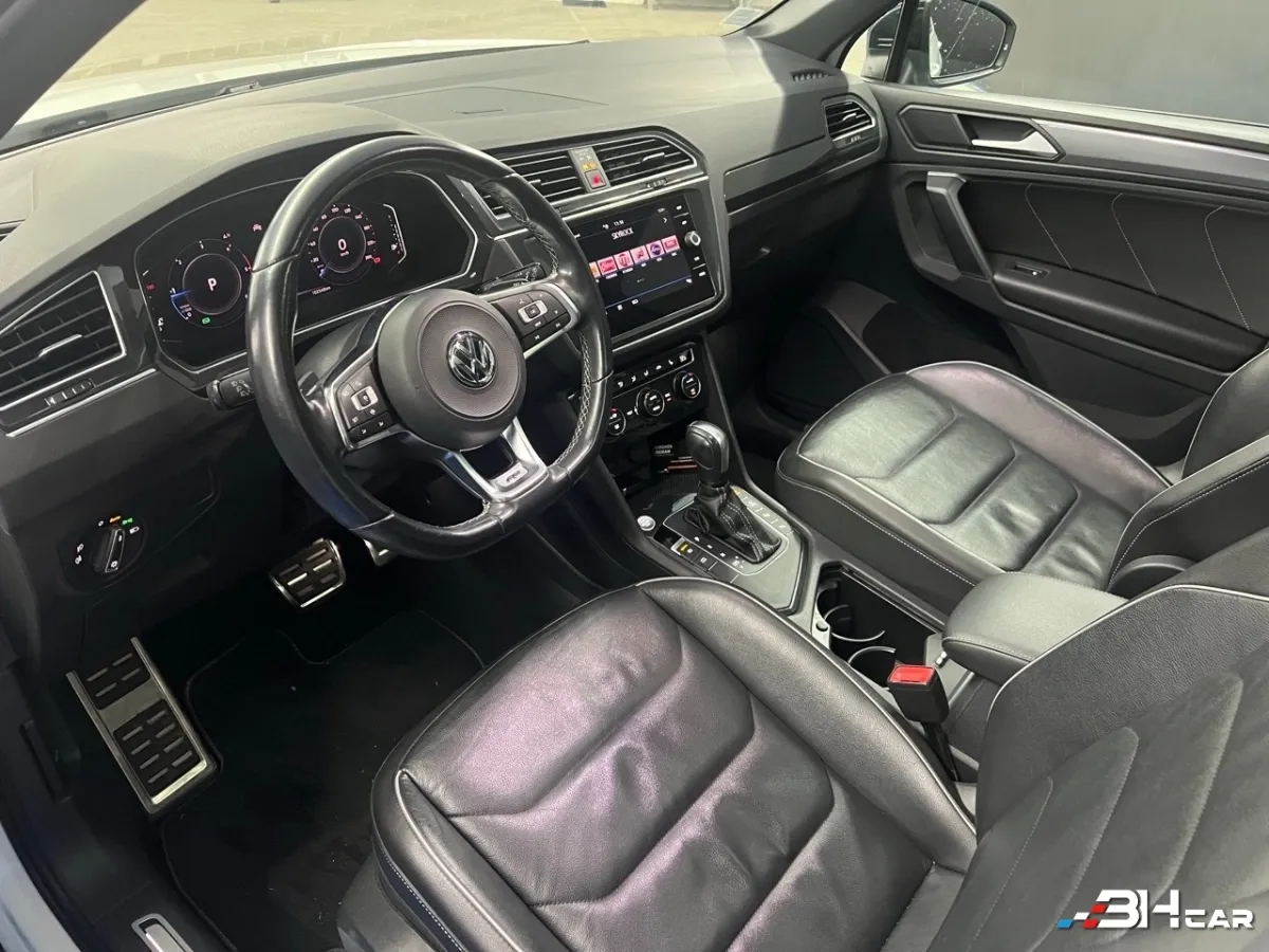 Volkswagen Tiguan - photo 11