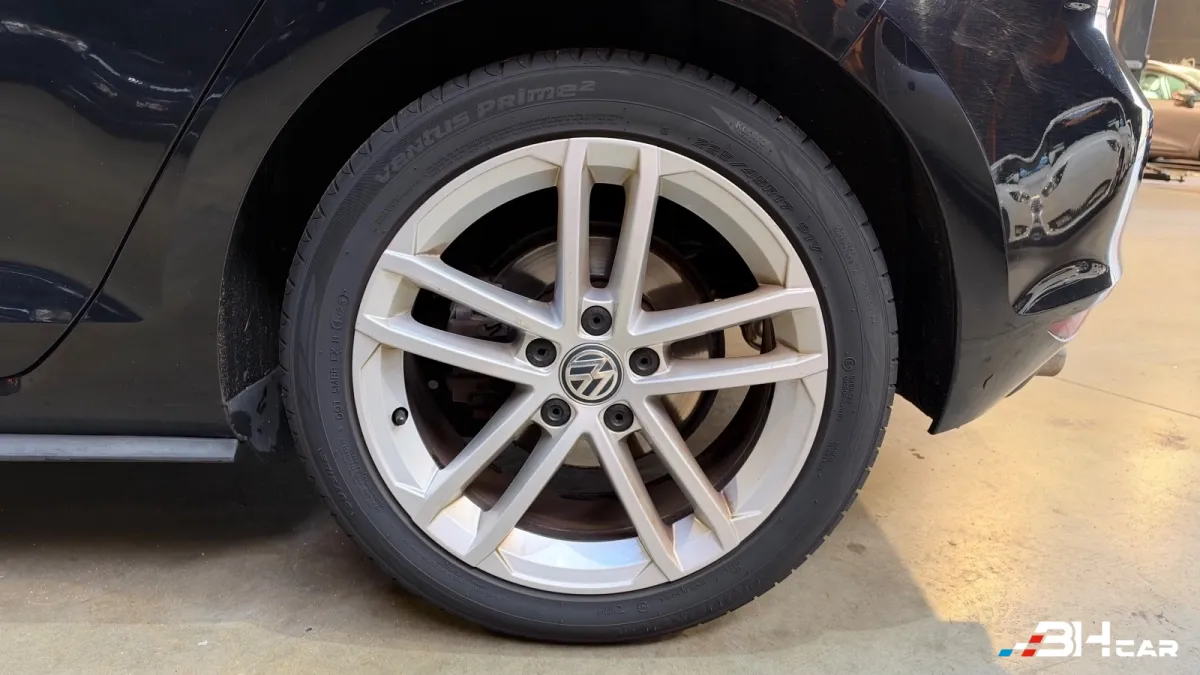 Volkswagen Golf - photo 29