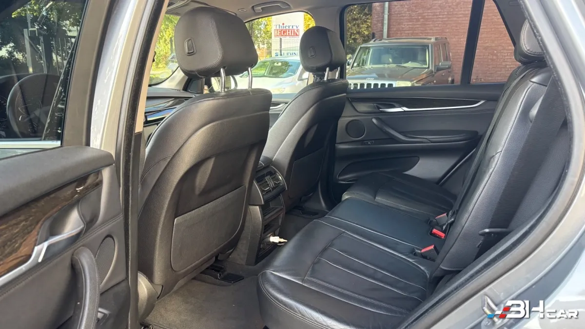 Bmw X5 - photo 11