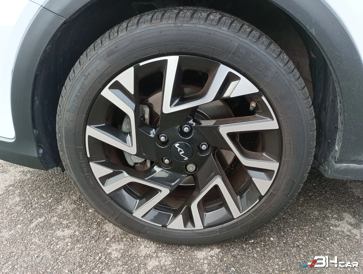 Kia Xceed - photo 10