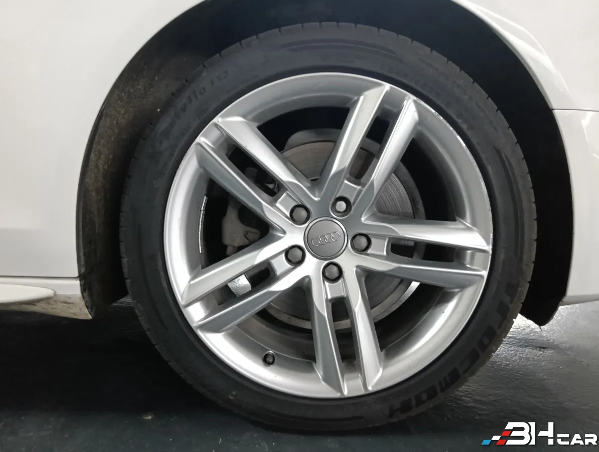 Audi A4 - photo 24