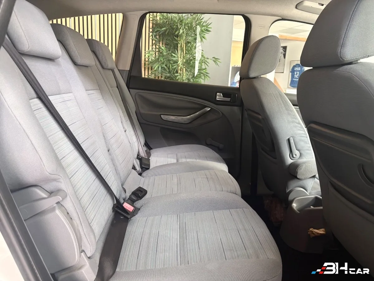 Ford Focus C-max - photo 16