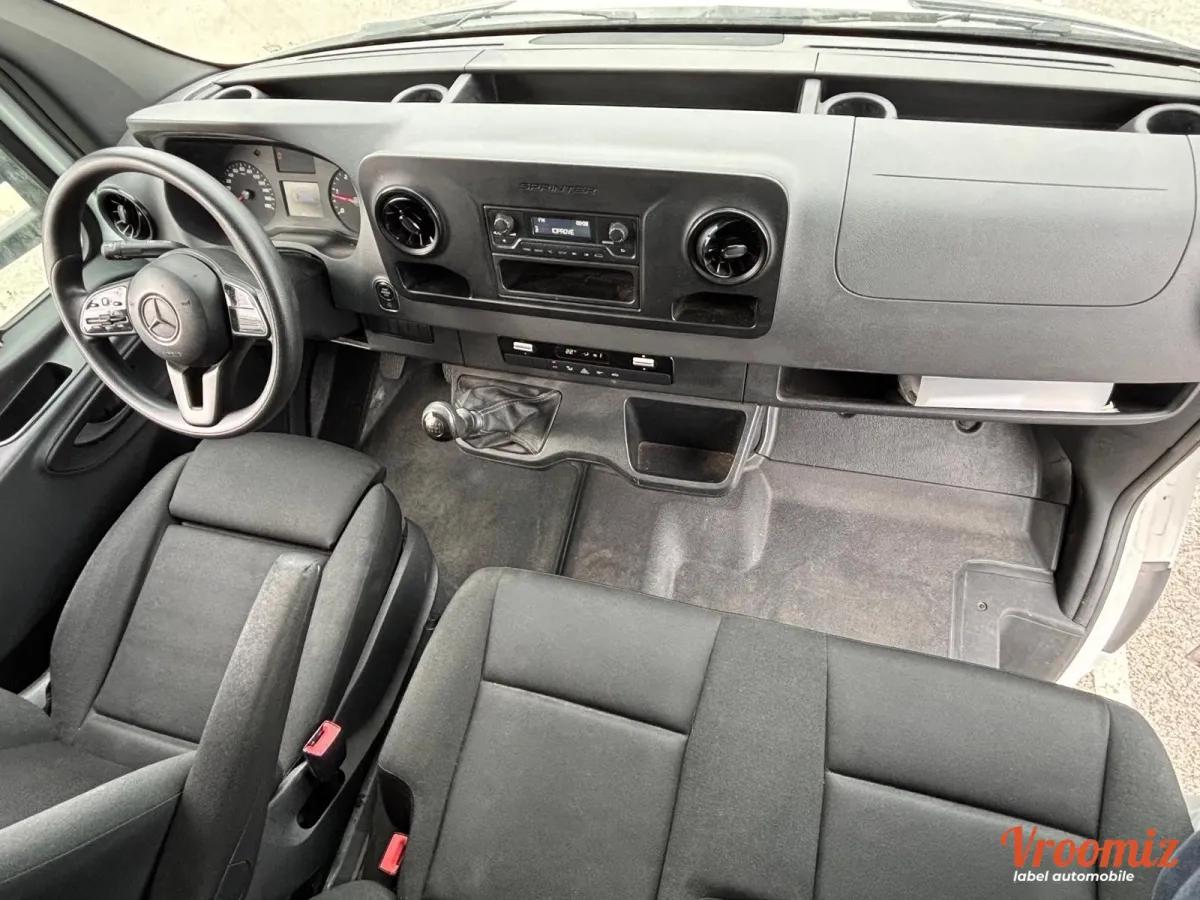 MERCEDES-BENZ SPRINTER 5-t Camion plate-forme hayon / Châssis 514 CDI 143cv - Garantie 12 Mois