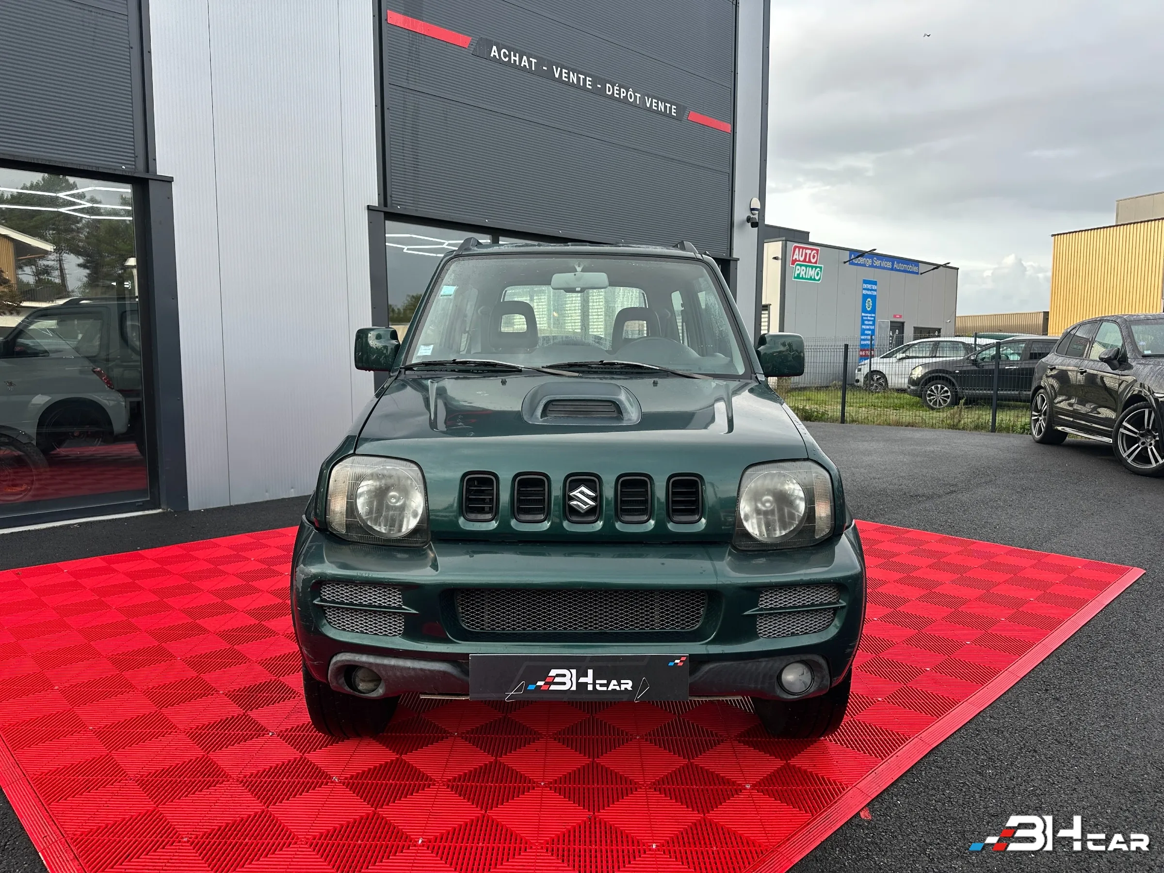 Suzuki Jimny - photo 2