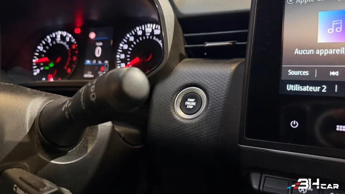 Renault Clio - photo 24