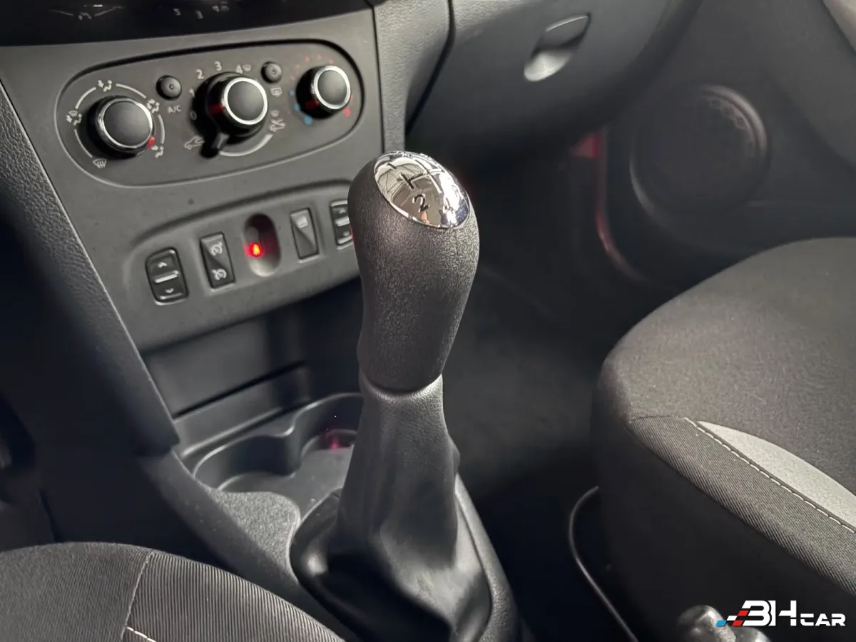 Dacia Sandero - photo 15