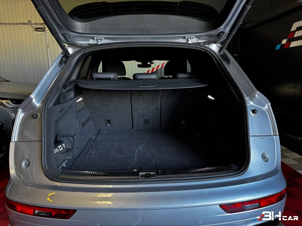Audi Q5 - photo 12