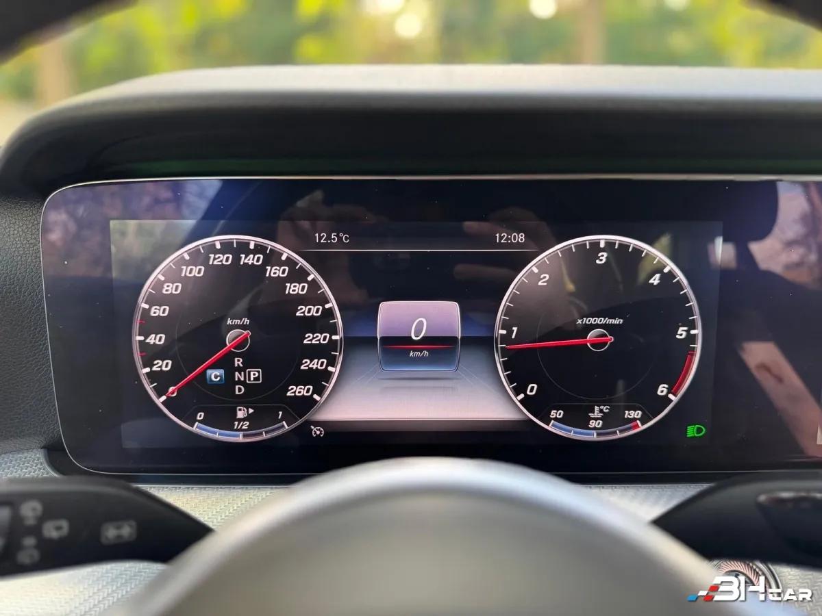 Aperçu indisponible de Mercedes-Benz Classe E