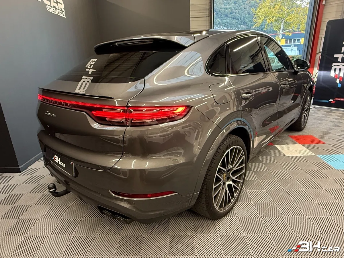Porsche Cayenne - photo 6
