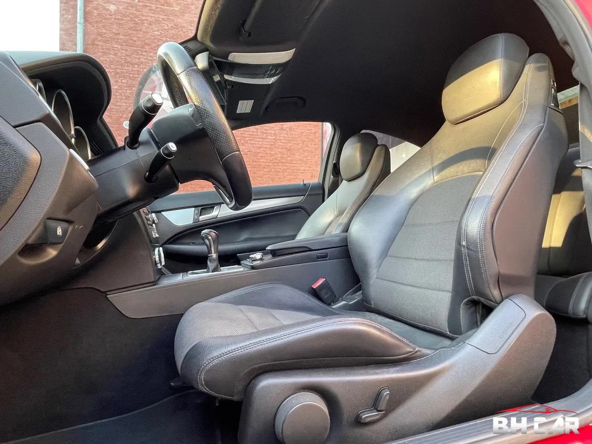 Aperçu indisponible de Mercedes-Benz Classe C