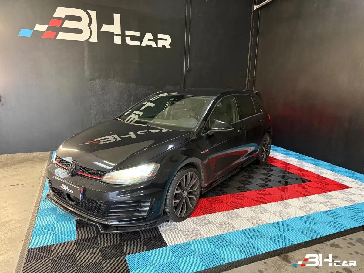Image: Volkswagen Golf 2.0 TSI 220 GTI DSG BVA