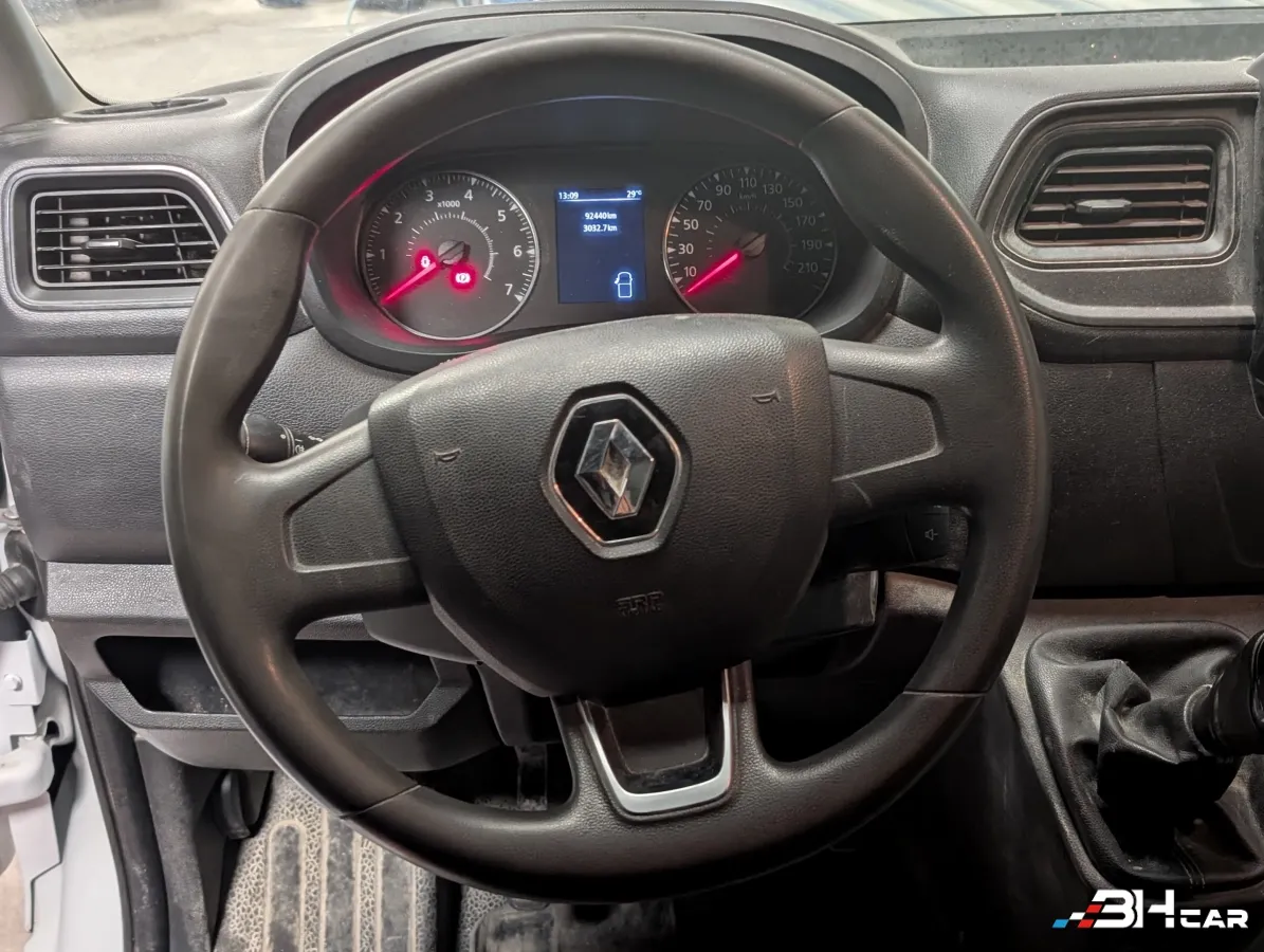 Renault Master Vu - photo 13