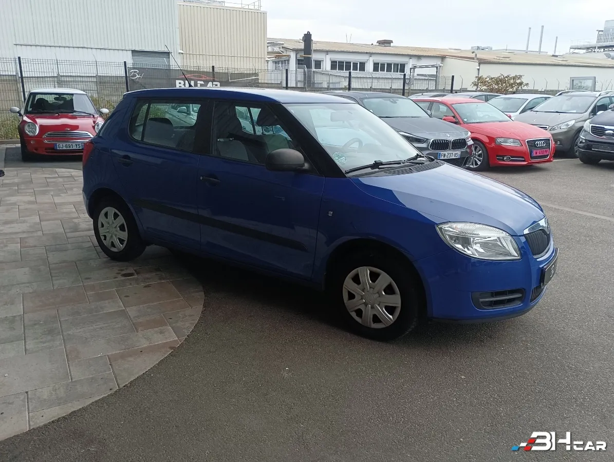 Skoda Fabia - photo 6