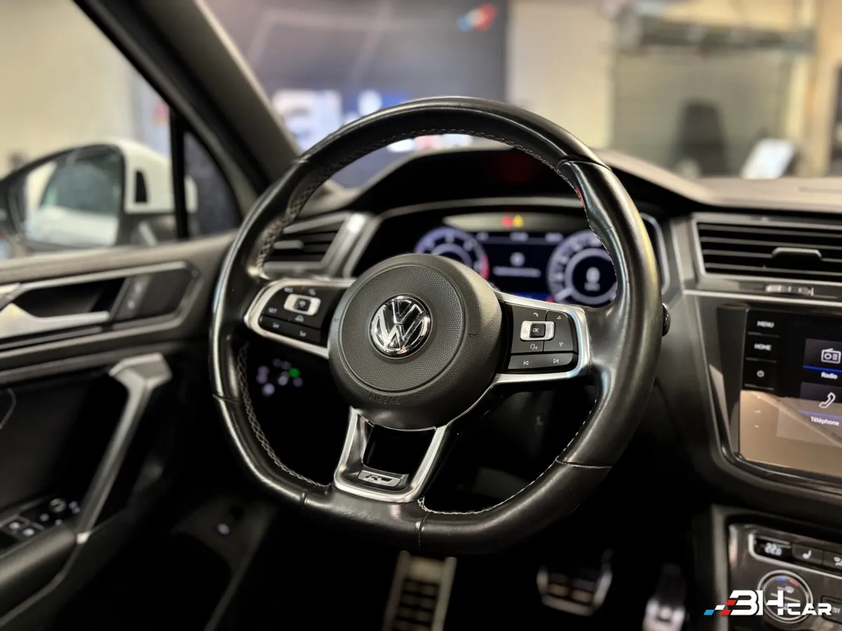 Volkswagen Tiguan - photo 31
