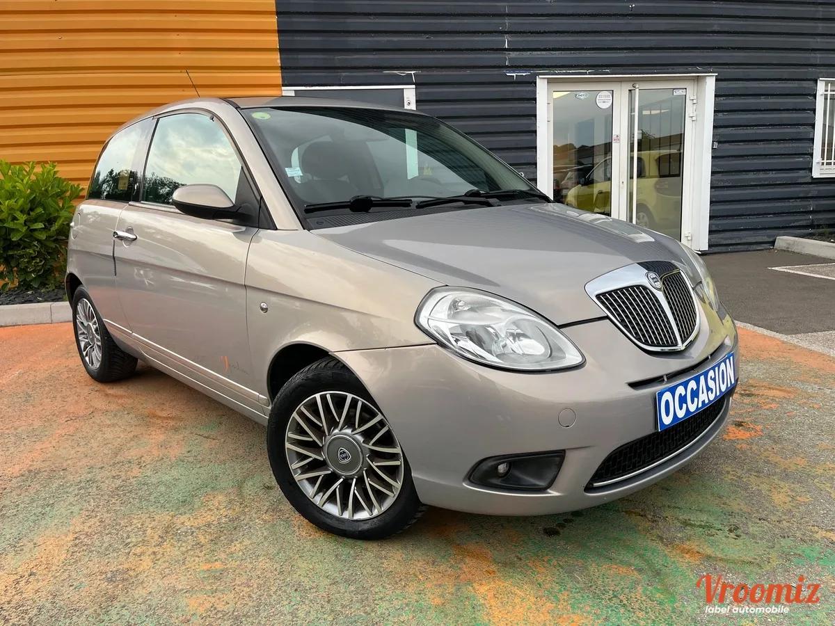 Lancia Ypsilon 