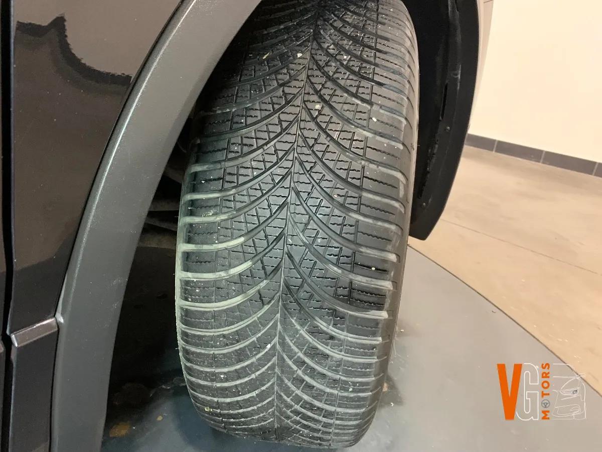 Volkswagen Tiguan 2.0 TDI 150 BLUEMOTION CARAT DSG BVA