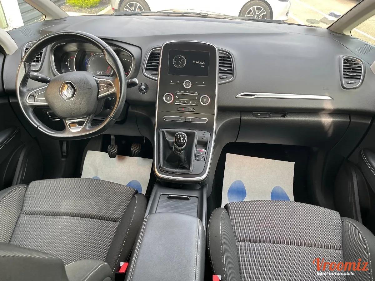 RENAULT SCENIC IV 1.5 dCi 110 CH