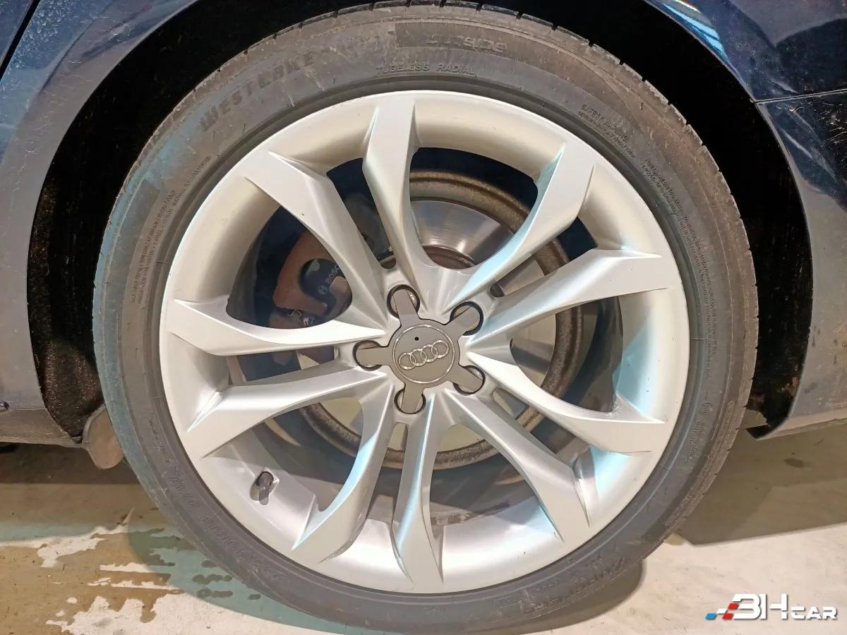 Aperçu indisponible de Audi A4