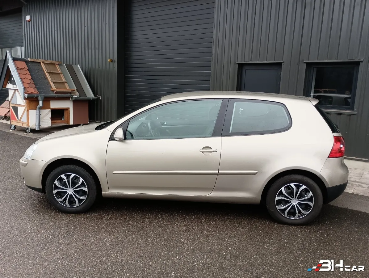 Volkswagen Golf - photo 2