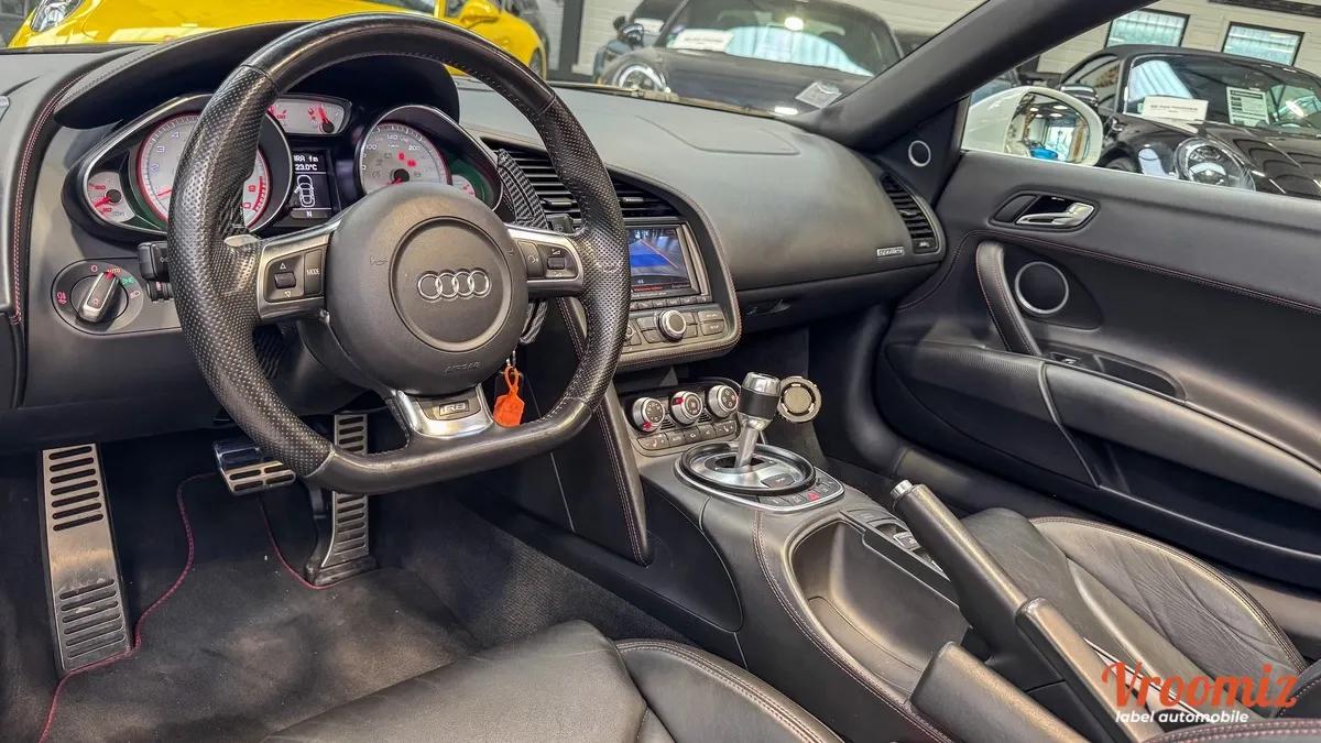 Audi R8 