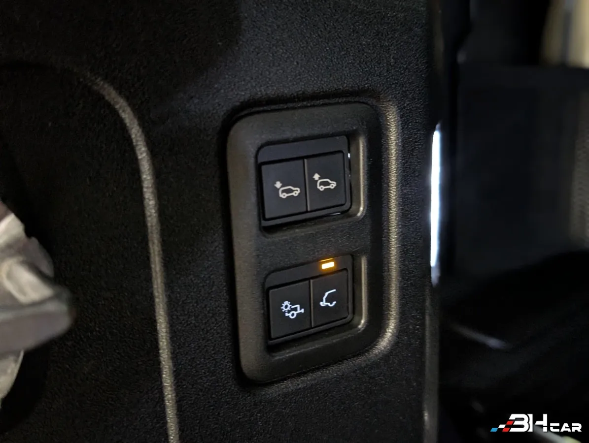 Land Rover Defender - photo 28