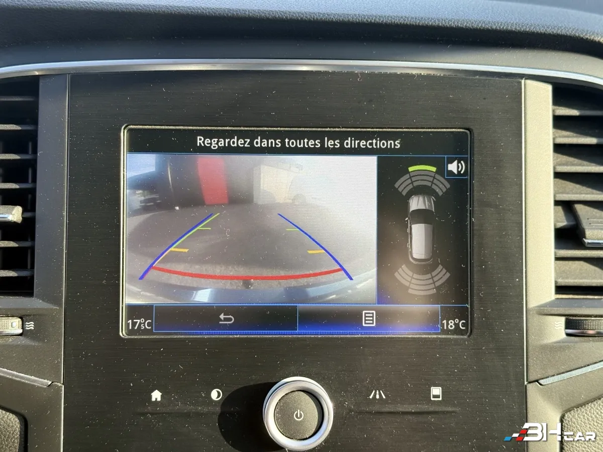 Renault Megane - photo 17
