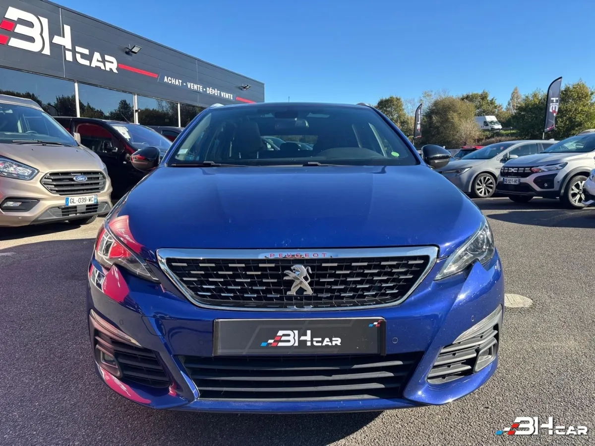 Peugeot 308 - photo 2