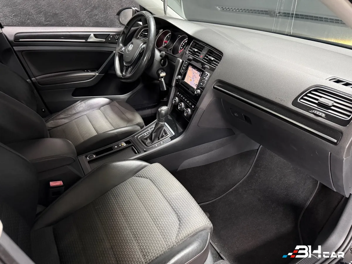 Volkswagen Golf - photo 20