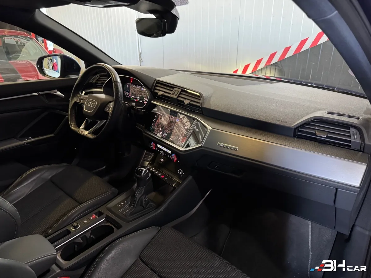 Audi Q3 - photo 10