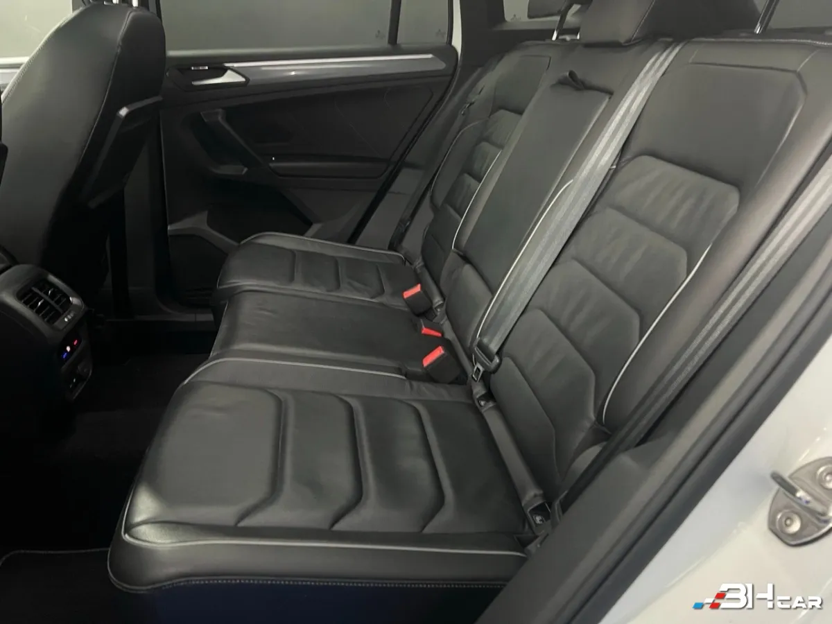 Volkswagen Tiguan - photo 12