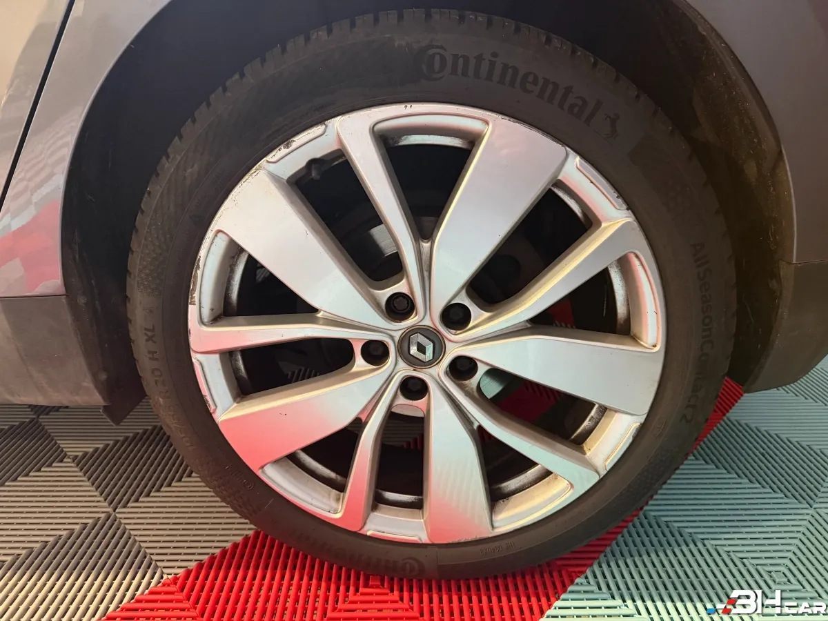 Renault Scenic - photo 25