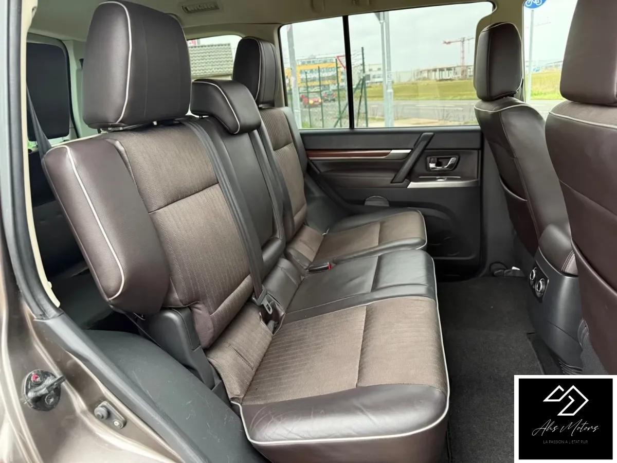 Mitsubishi Pajero 3.2 DID 200 LONG INSTYLE 4WD BVA