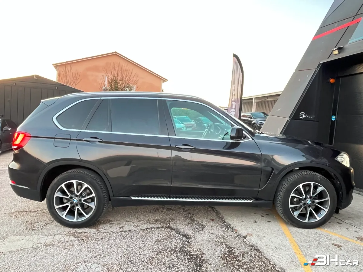 Bmw X5 - photo 9