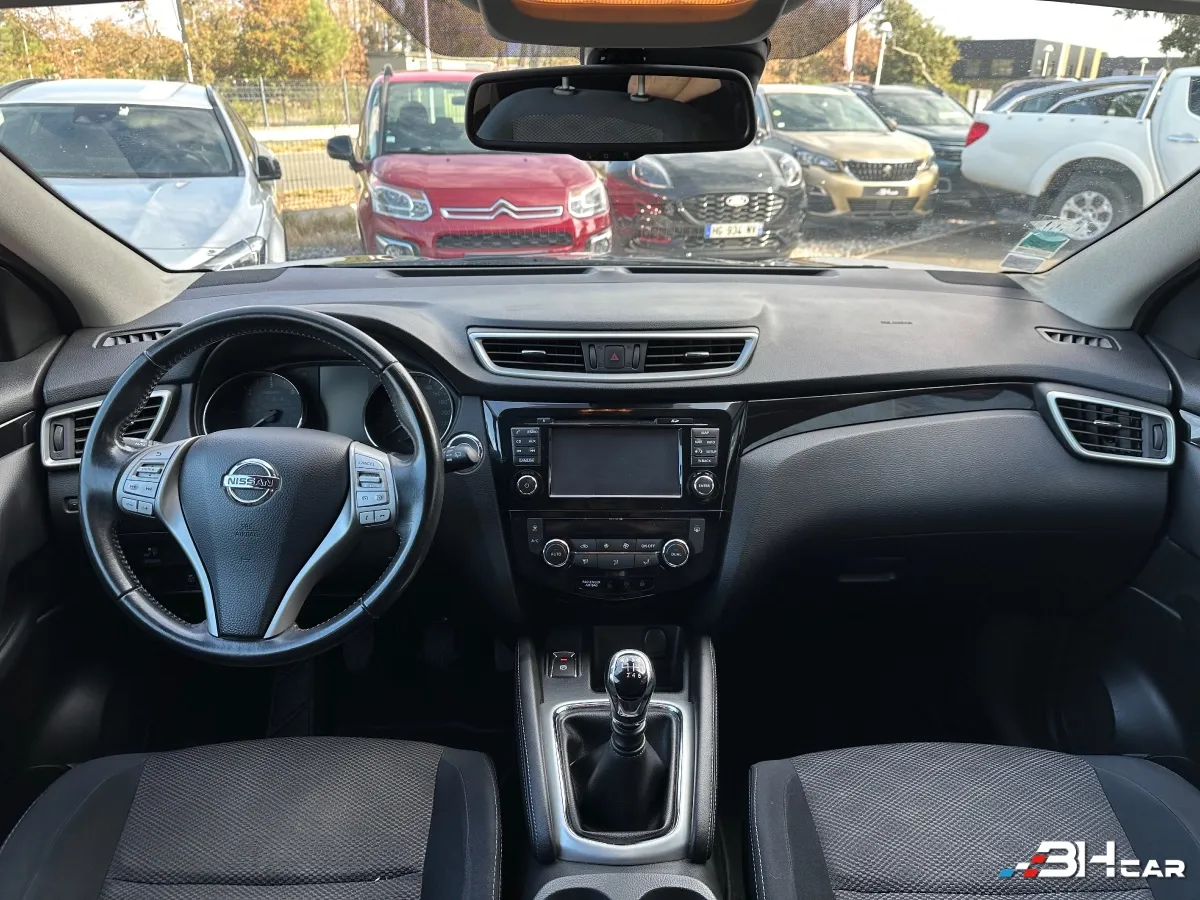 Nissan Qashqai - photo 12