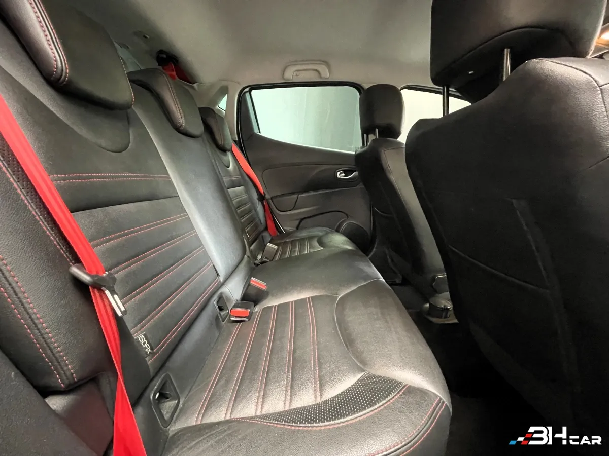 Renault Clio - photo 21