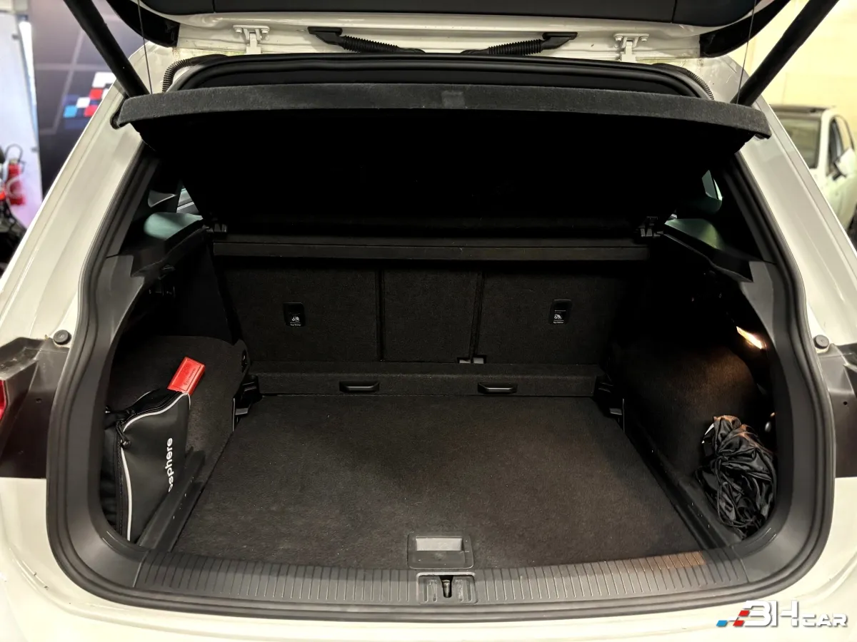 Volkswagen Tiguan - photo 14