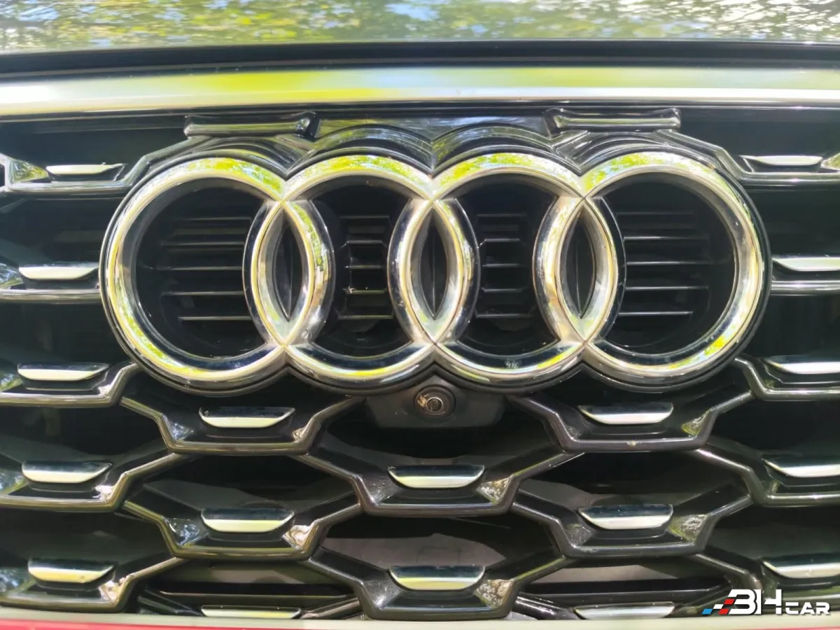 Audi Q3 - photo 22