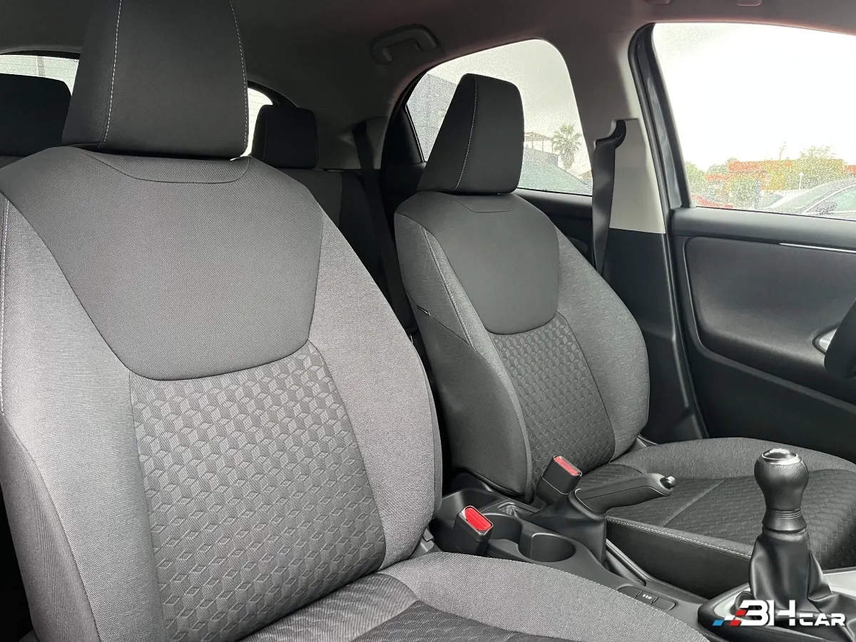 Toyota Yaris - photo 10