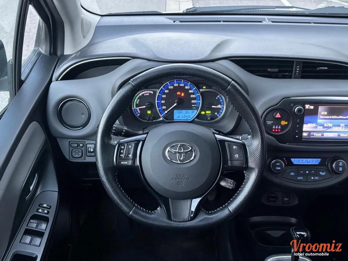 TOYOTA Yaris 3 phase 2 HSD 100h Design 5p