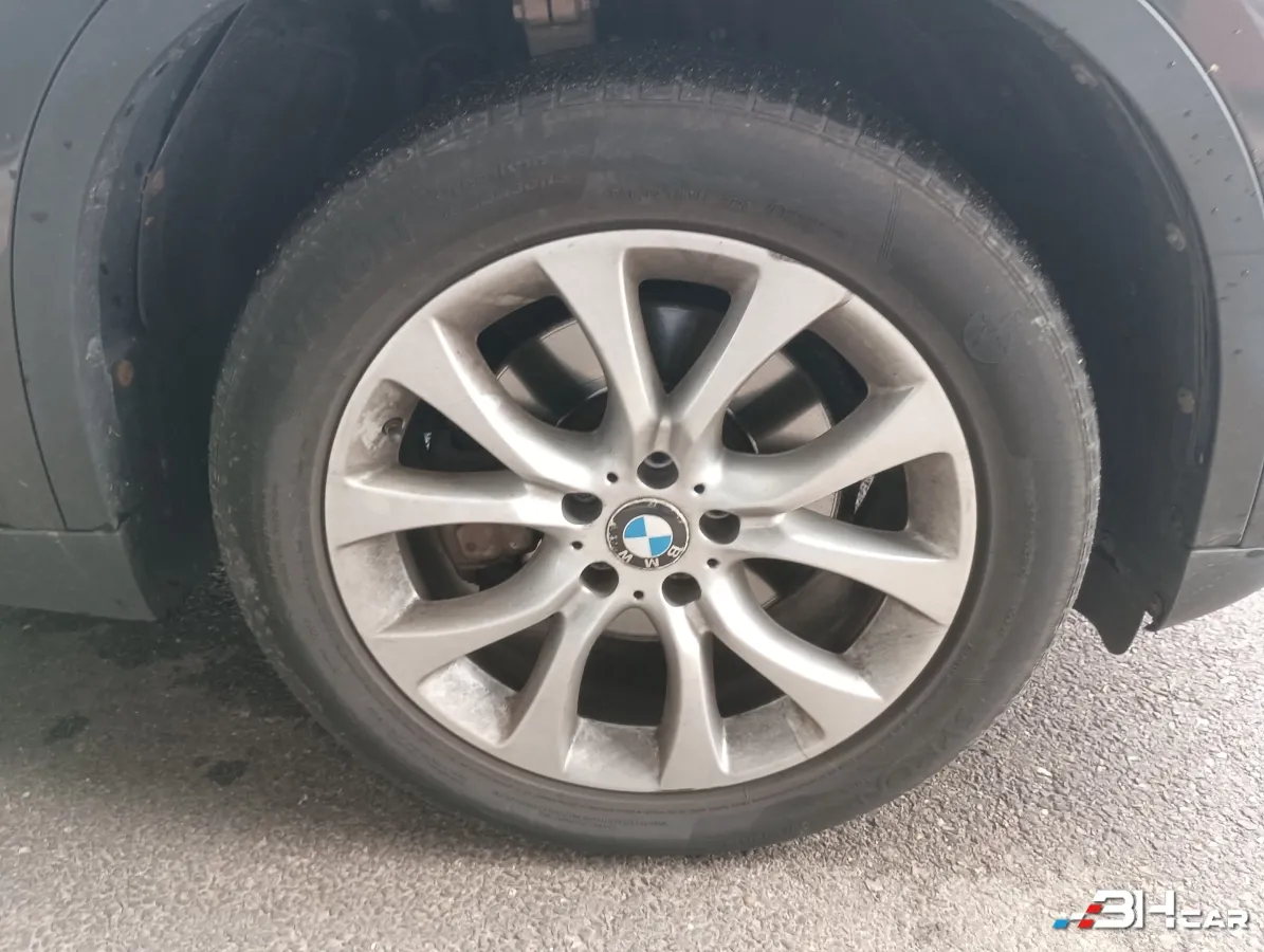 Bmw X5 - photo 13