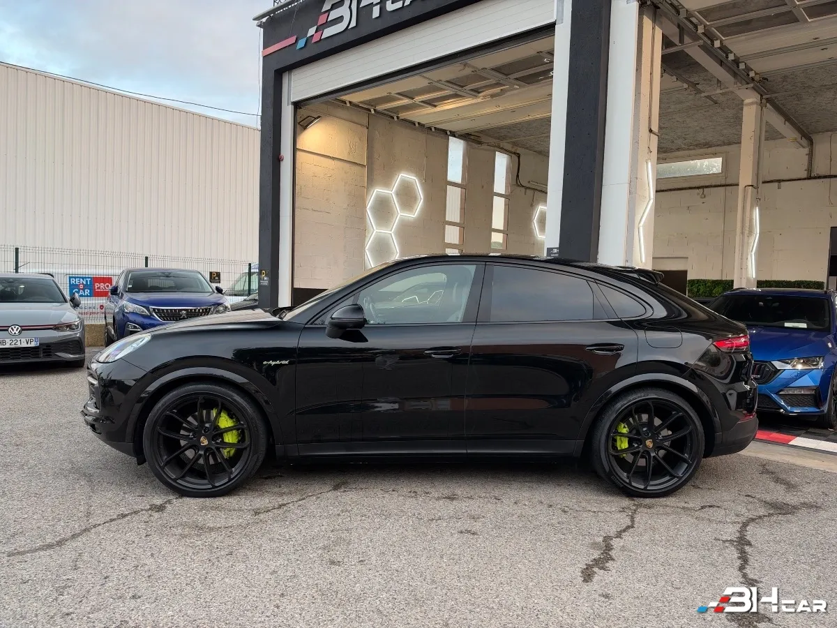 Porsche Cayenne - photo 10